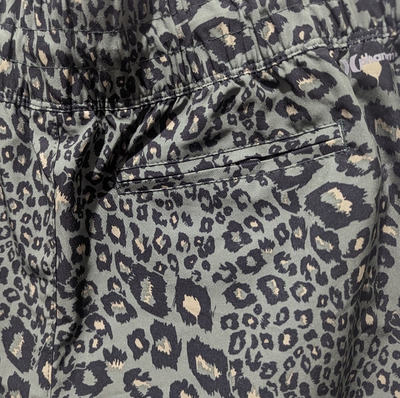 Hurley Phantom Beachrider Shorts - Picture 4 of 8